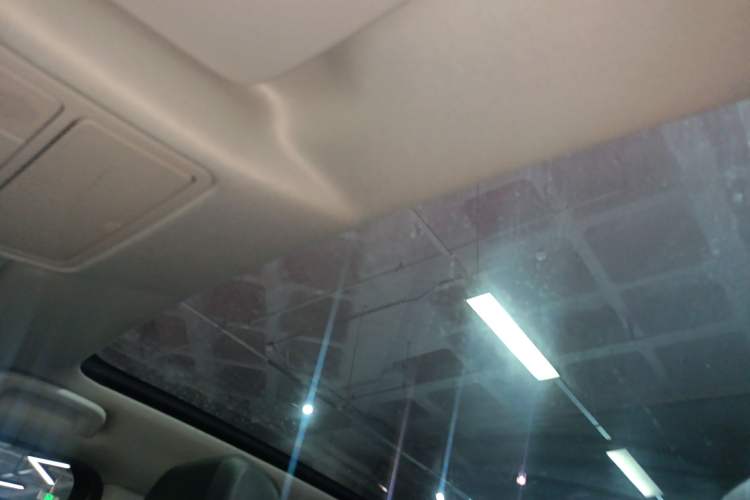 Used Land Rover Discovery Sport 2018 240 PS SE Version
