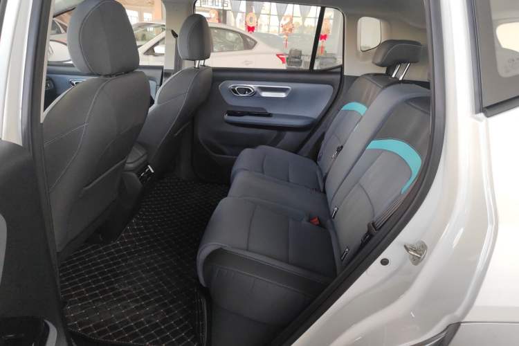 Used AION Y 2023 Plus 510 Enjoy Edition
