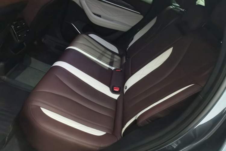 Used Geely Auto Monjaro L 2021 2.0TD DCT EVO Two-Wheel Drive Smart Luxury Version
