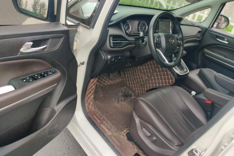 Used GAC Trumpchi M6 2019 270T Automatic Luxury Edition (7-seater) China V Standard
