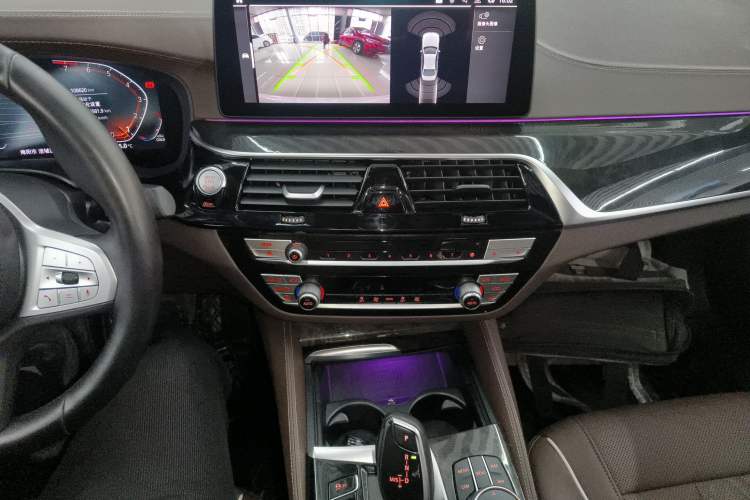 Used BMW 5 Series 2022 Second Facelift 525Li M Sport Package
