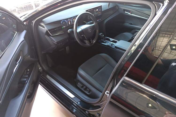 Used Toyota Camry 2024 Dual-Motor 2.0HS Sport Edition
