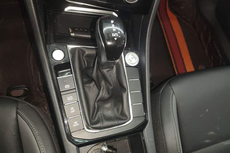 Used Volkswagen Sagitar 2020 200TSI DSG Comfort Version China VI Standard
