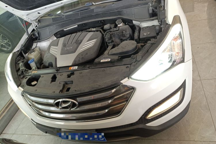 Used Hyundai Santa Fe Classic 2013 3.0L 4x4 Premium Edition 7-Seater Euro IV
