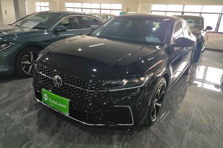 Used Volkswagen Passat 2024 330TSI Starry Elite Edition