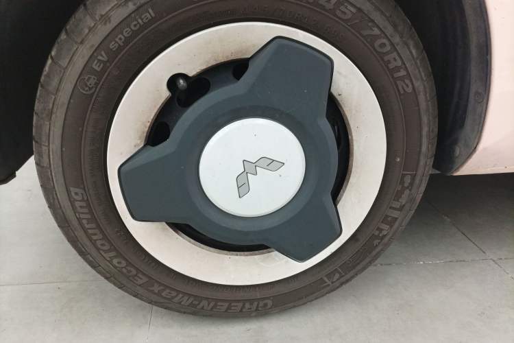 Used Wuling Hongguang MINIEV 2022 Macaron Premium Model – Lithium Iron Phosphate