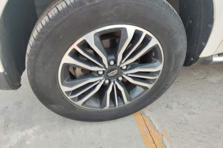 Used Geely Auto Vision X6 2016 1.8L Manual Luxury Edition