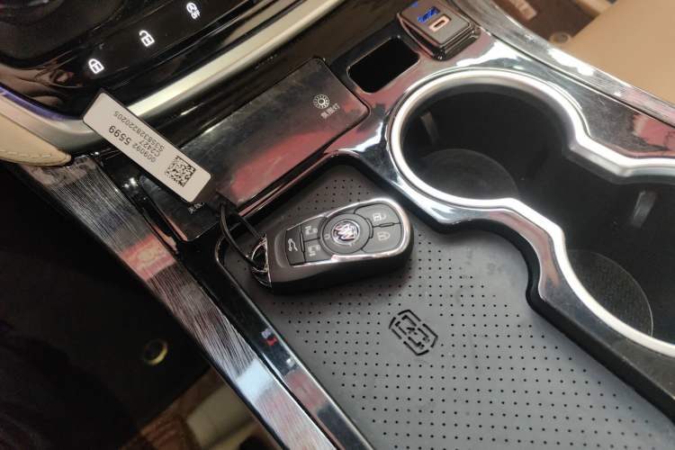 Used Buick GL8 2023 ES Lu Zun Luxury Model
