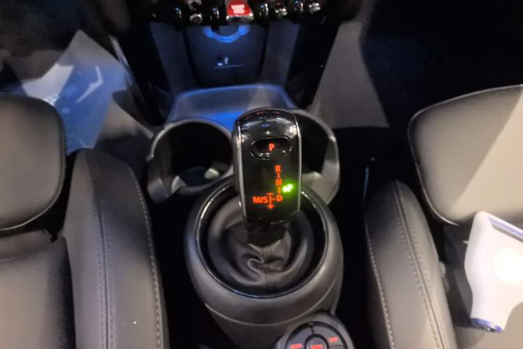 Used  MINI 2022 1.5T COOPER Classic Edition
