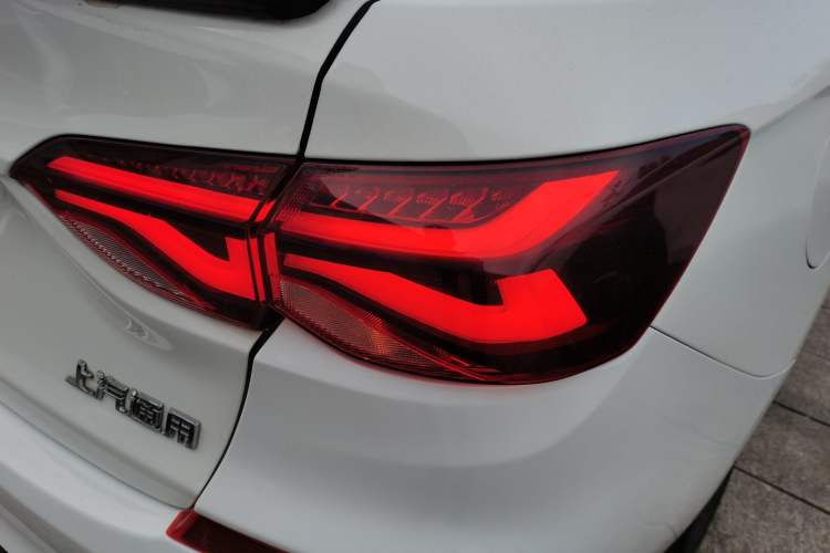 Used Chevrolet Monza 2022 320 Automatic Enjoyment Sunroof Version
