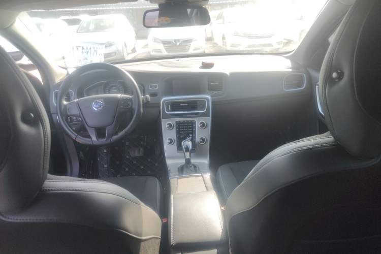 Used Volvo S60 2015 S60L 2.0T Smart Drive Edition
