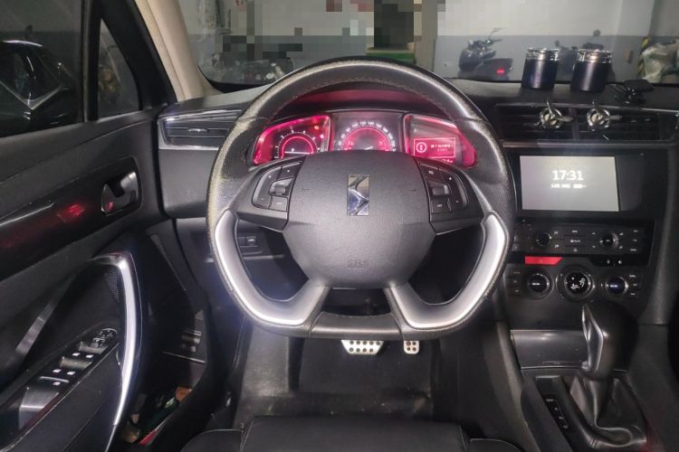 Used  6 2014 1.6T Luxury Edition THP200
