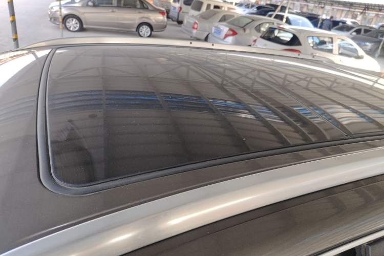 Used Buick Envision 2018 20T Two-Wheel-Drive Elite Model
