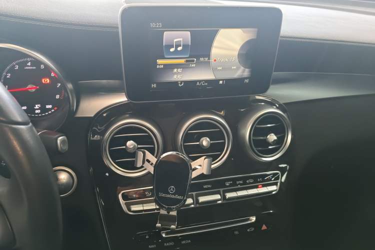 Used Mercedes-Benz GLC 2019 GLC 260 L 4MATIC Dynamic Model
