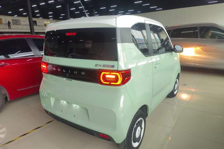 Used Wuling Hongguang MINIEV 2021 Macaron Premium Model – Lithium Iron Phosphate
