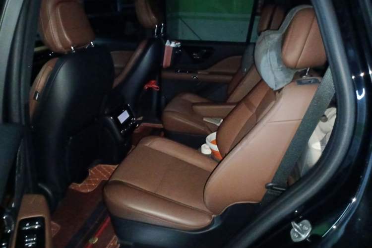 Used Lincoln Aviator 2022 3.0T V6 Four-Wheel Drive Luxury Edition