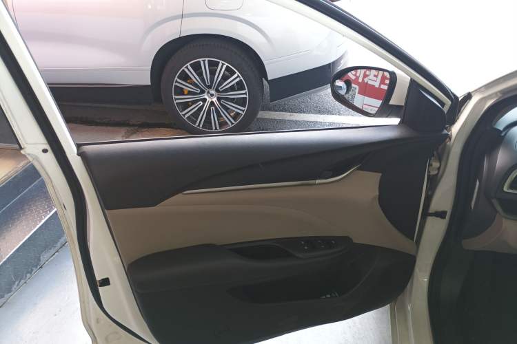 Used Buick GT 2017 18T Dual-Clutch Elite Model
