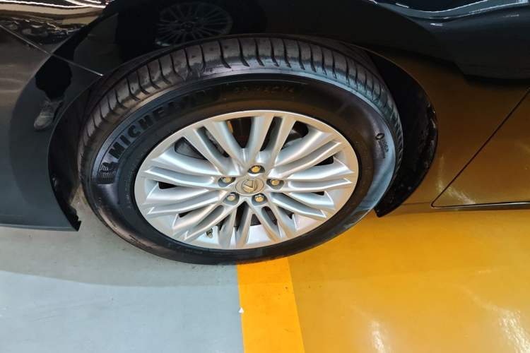 Used Lexus ES 2016 200 Midnight Special Limited Edition
