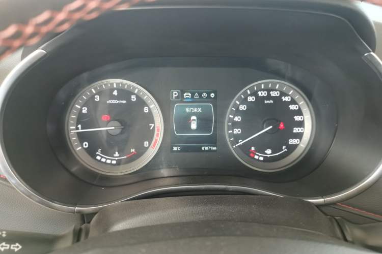 Used Changan CS55 2018 1.5T Automatic Colorful Edition China V Standard
