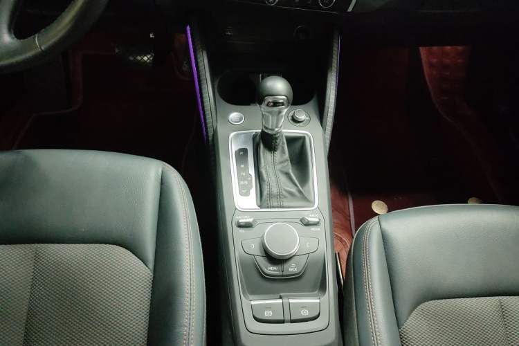 Used Audi Q2L 2021 35 TFSI Fashionable and Elegant Model
