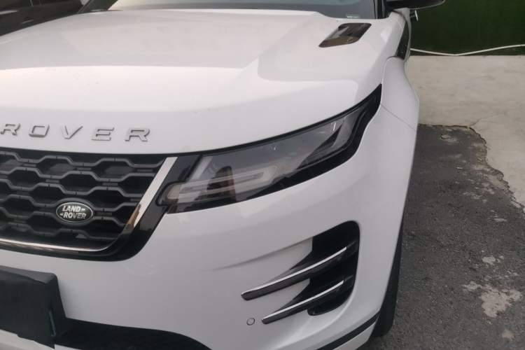 Used Land Rover Range Rover Evoque 2021 Range Rover Velar 249 PS R-Dynamic S Performance Edition
