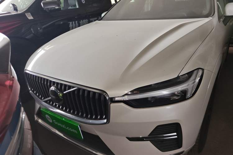 Used Volvo XC60 2025 B5 Four-Wheel Drive Smart & Advanced Luxury Edition
