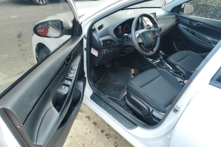 Used Hyundai Celesta 2020 1.6L Automatic GL Enjoyable Edition