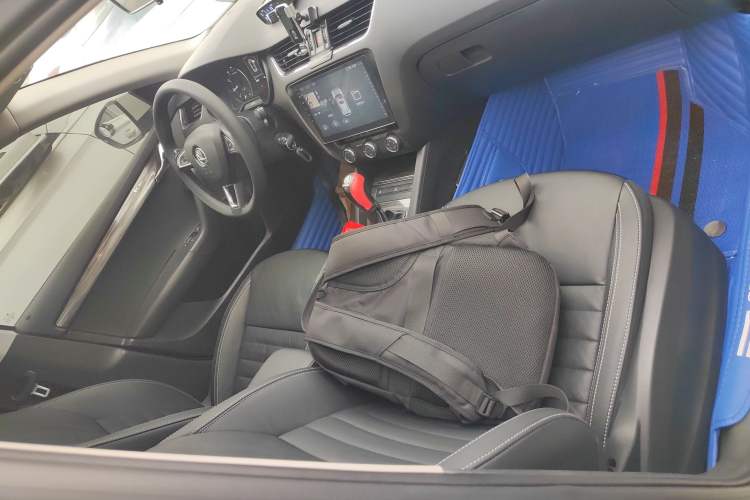 Used Skoda Octavia 2017 1.6L Automatic Smart Drive Edition
