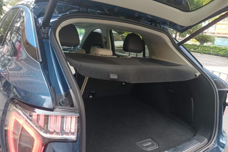 Used Lynk & Co 01 2017 2.0T Two-Wheel Drive Zhaopu Version
