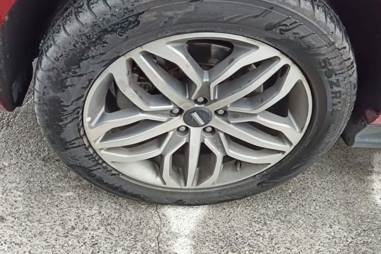 Used Wey VV5 2019 Upgraded Model 2.0T Two-Wheel Drive Ultra-Luxury Version China V Standard