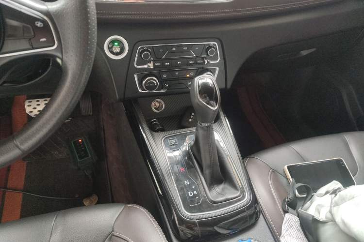 Used Dongfeng Fengon 370 2020 S370 1.5L CVT Luxury Model 5 Seats