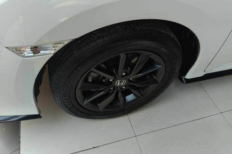 Used Honda Civic 2021 HATCHBACK 220TURBO CVT New Trendsetter