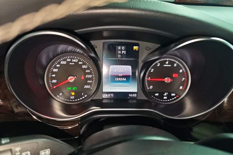 Used Mercedes-Benz V-Class 2018 V 260 L Prestige Extended Version China VI