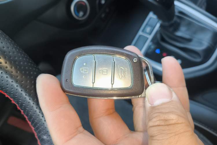 Used Hyundai ix25 2015 1.6L Automatic Two-Wheel Drive Smart GLS Trim