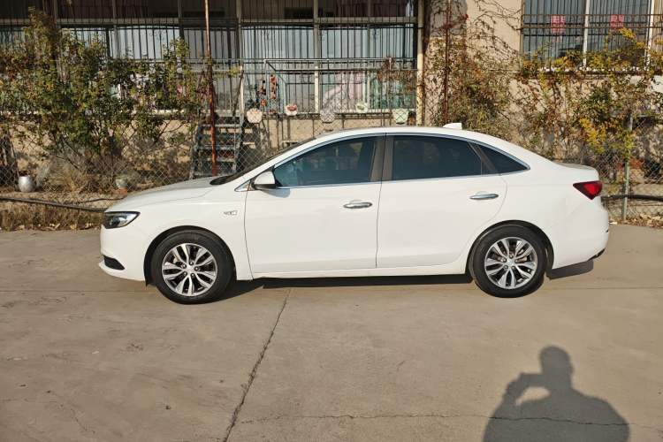 Used Buick GT 2019 18T Automatic Connected Elite Model China VI Standard
