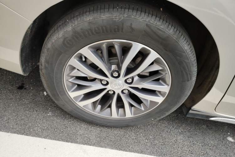 Used Buick GL8 2022 ES Landtrek 653T Comfort Edition
