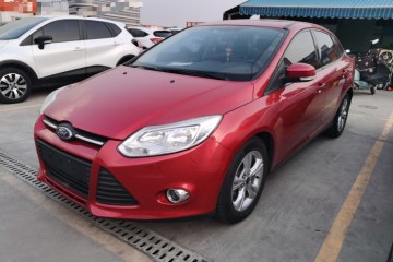 Used Ford Focus 2012 Sedan 1.6L Automatic Fashion Edition