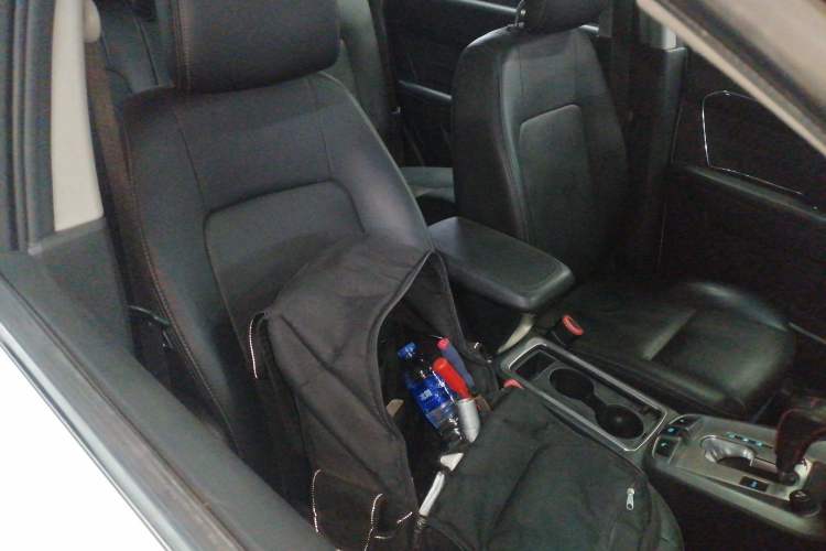 Used Chevrolet Captiva 2014 2.4L 4x4 Flagship Edition 7 Seats
