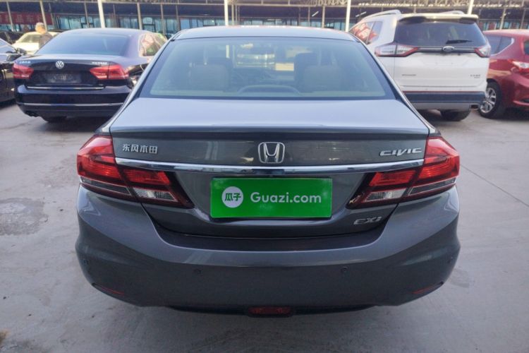 Used Honda Civic 2014 1.8L manual Comfort version
