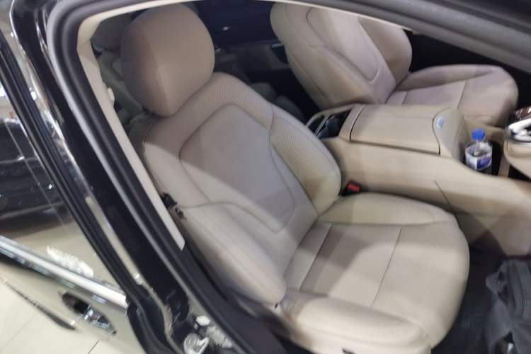 Used Mercedes-Benz V-Class 2018 V 260 L Prestige Extended Version China VI
