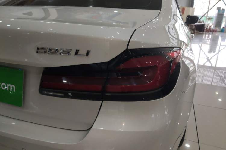 Used BMW 5 Series 2021 525Li Luxury Package
