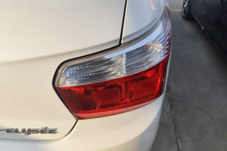 Used Citroen Elysee 2014 1.6L Manual Fashion Edition