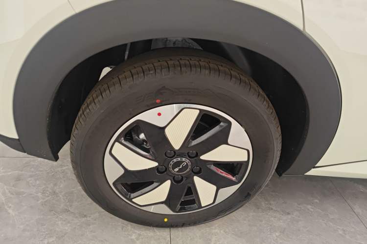 Used BYD Dolphin 2025 420km Free Edition
