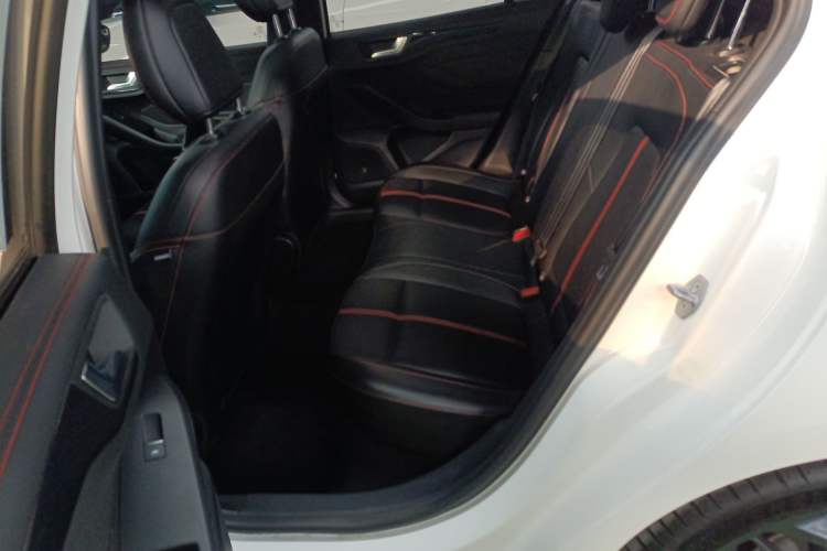 Used Ford Focus 2022 Hatchback EcoBoost 180 Automatic ST Line