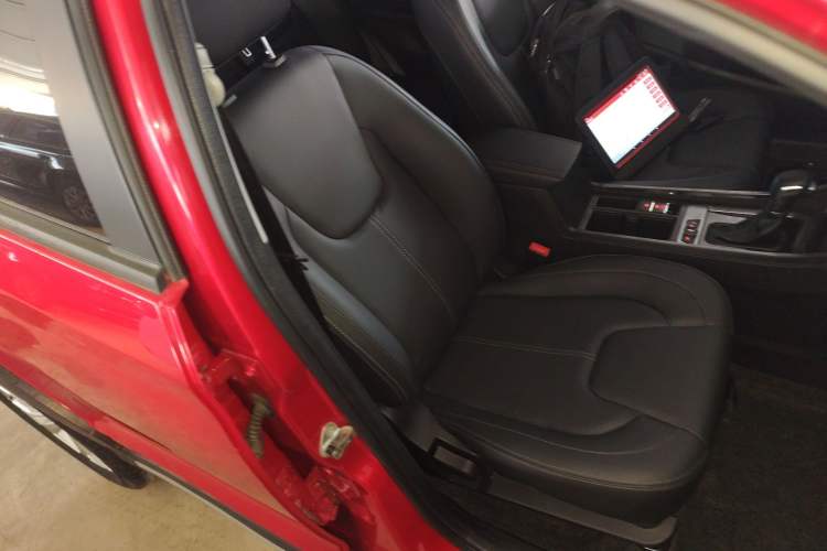 Used Chery Tiggo 3X 2021 PLUS 1.5L CVT Thrilling Red Date Edition
