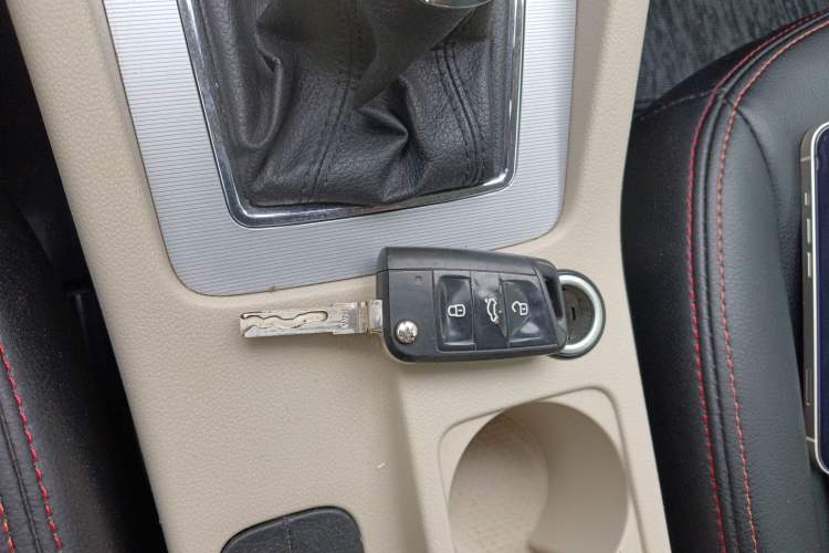 Used Skoda Octavia 2015 1.6L Manual Yijie Edition