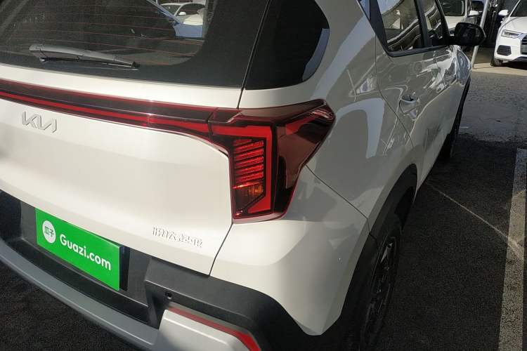 Used Kia Sonet 2024 1.5L Luxury Smart Edition