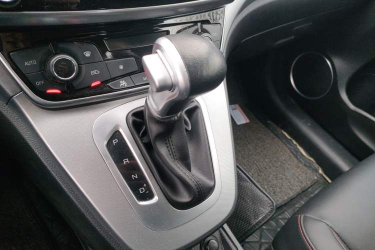 Used Haval M6 2018 Revised Version 1.5T DCT Two-Wheel Drive Elite Edition
