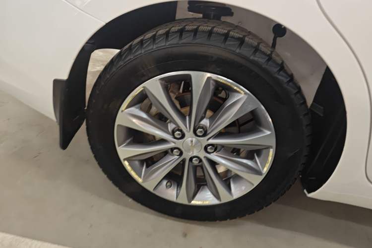 Used Chevrolet Monza 2022 320 Automatic Enjoyment Sunroof Version
