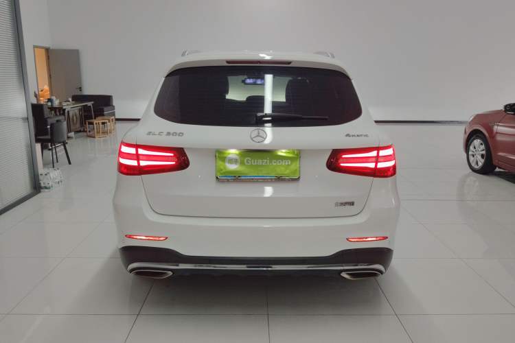 Used Mercedes-Benz GLC 2017 GLC 300 4MATIC Sport Edition
